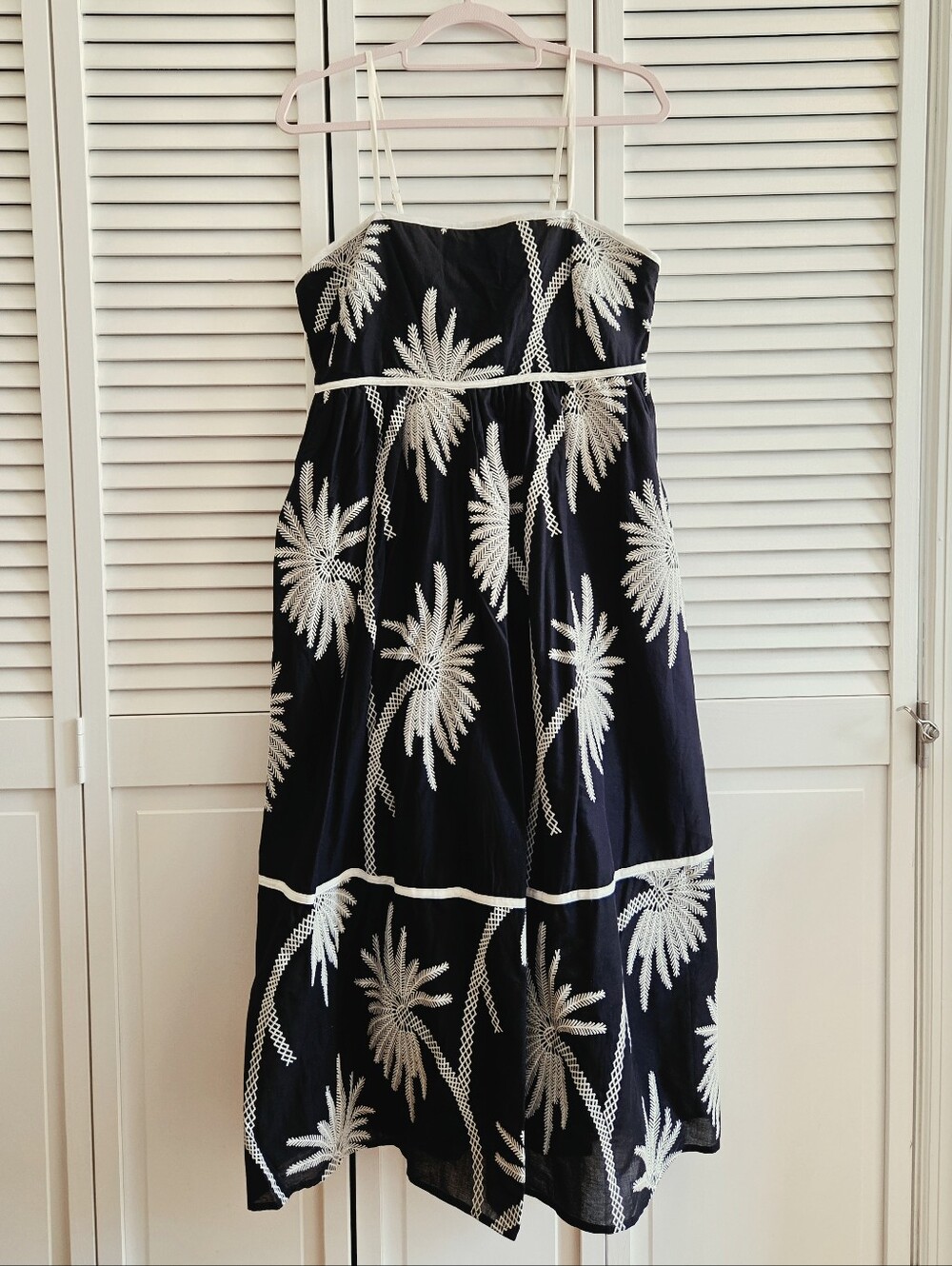 Francescas Embroidered Palm Bow Back Midi Dress L
